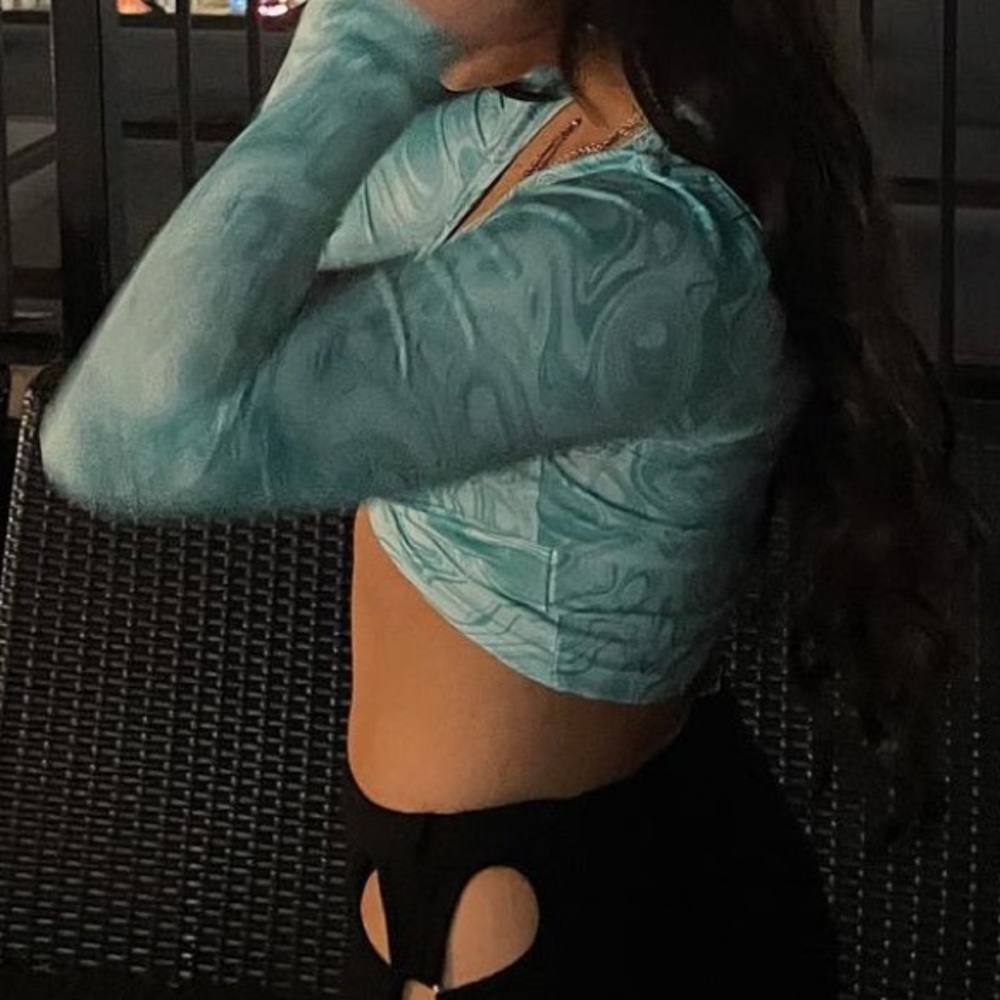 SHEIN top - Picture 2 of 2